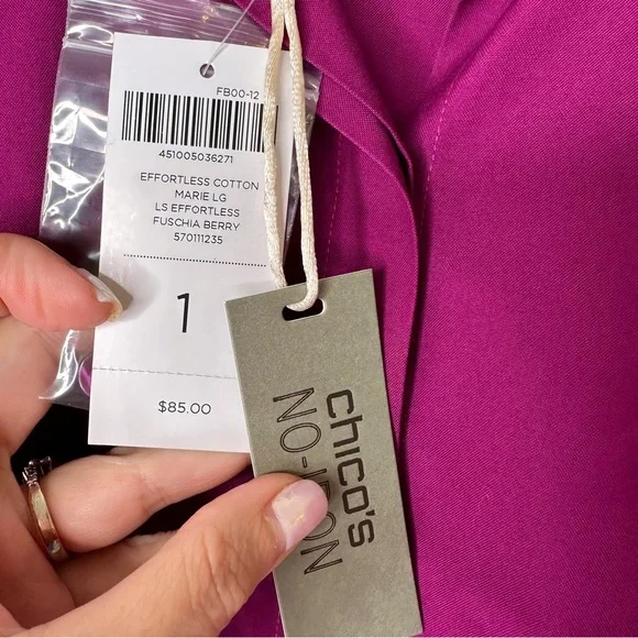 NWT Chico’s No Iron Sateen Purple Fuchsia Berry Marie Button Down Size 1/Small - Picture 3 of 9